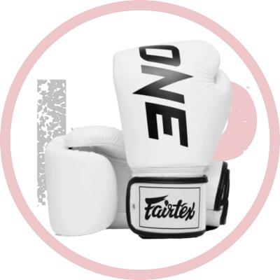 Боксёрские перчатки Fairtex BGV1 One Кожа